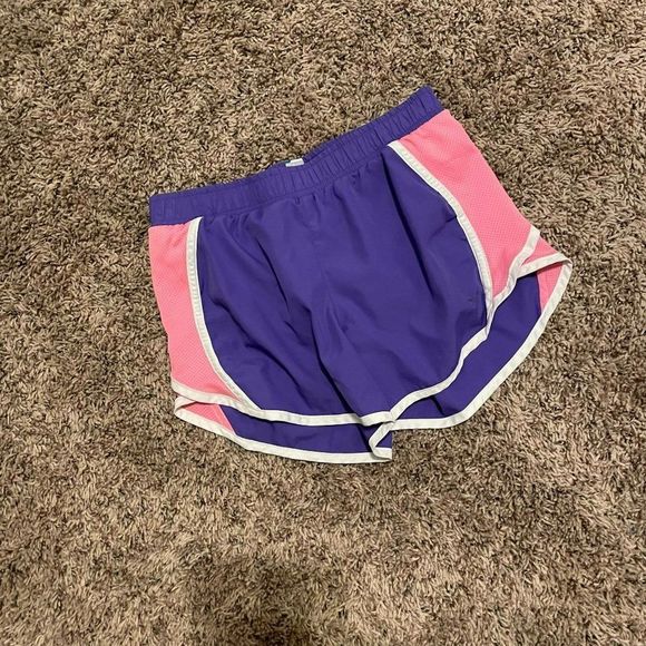 Active Old Navy Women's Pink & Purple Shorts Size XL - Picture 2 of 9